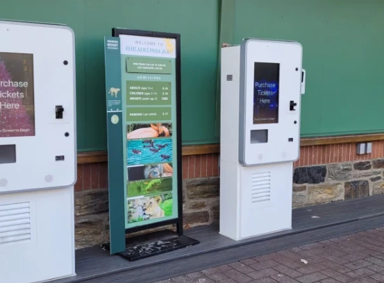 Hoeveel kos dit om 'n buitelugkiosk te bestuur?